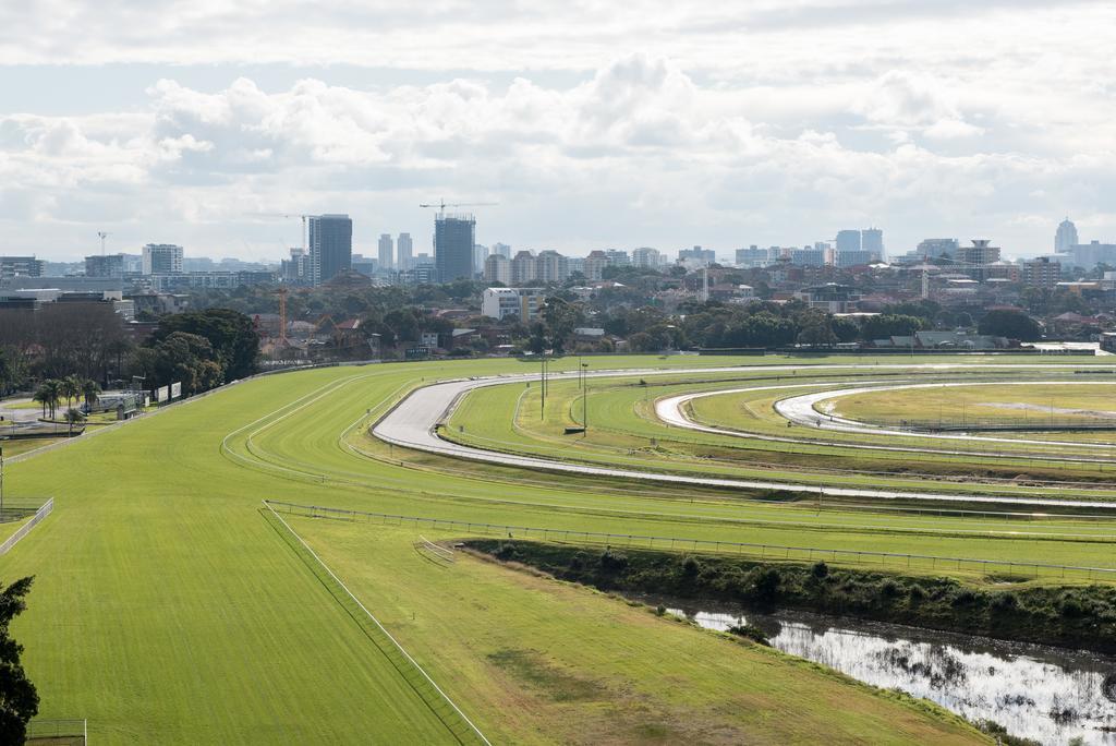 Racecourse Space Pop Up Randwick Buitenkant foto
