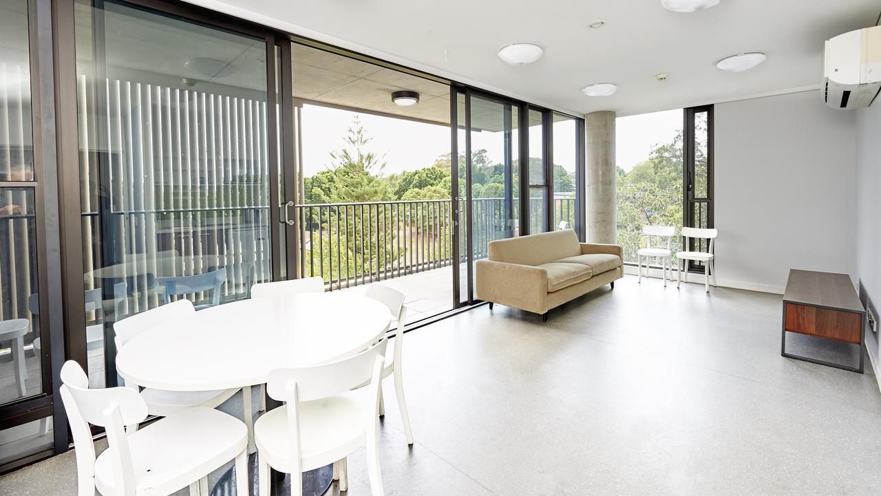 Racecourse Space Pop Up Randwick Buitenkant foto