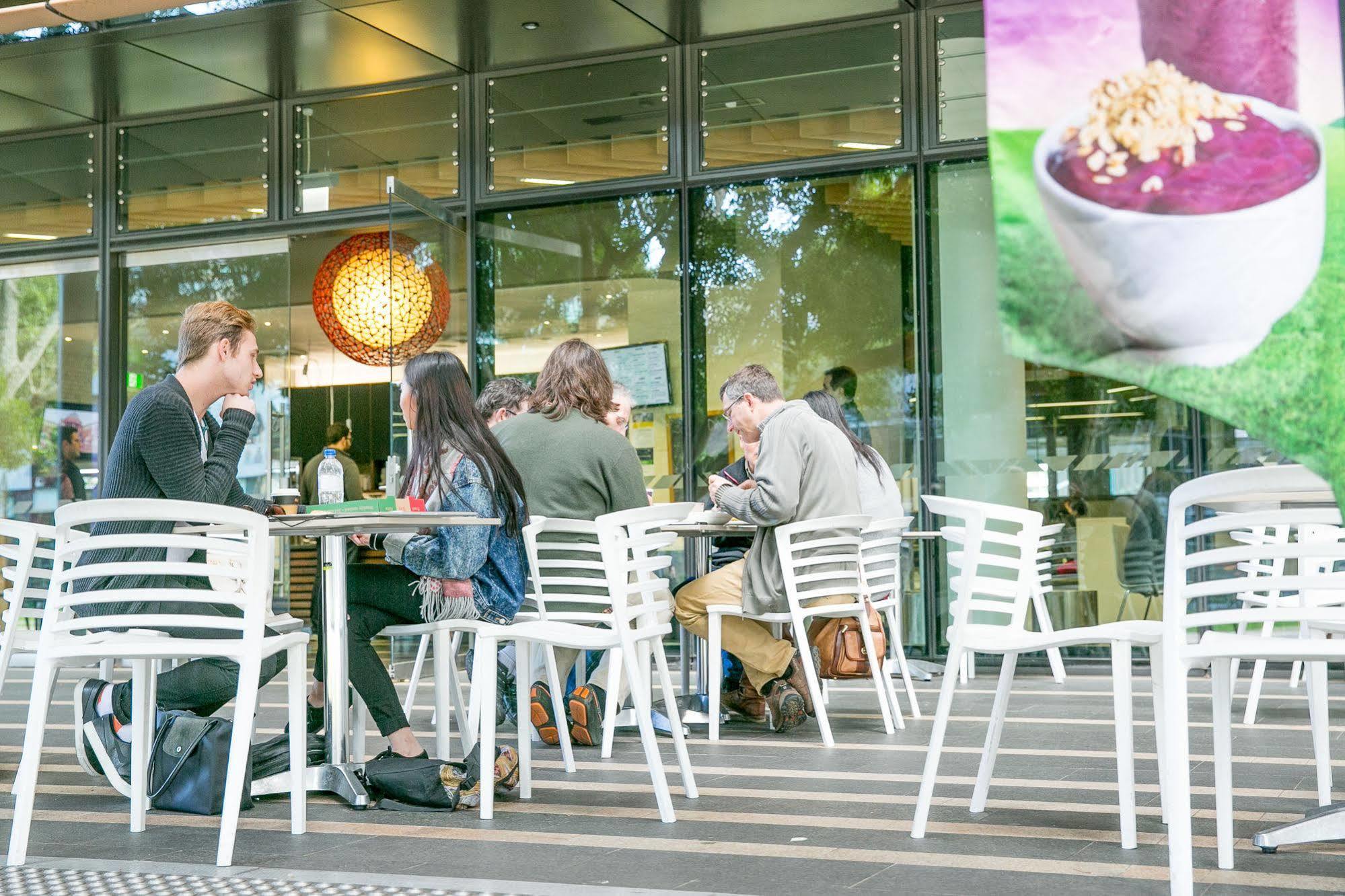 Racecourse Space Pop Up Randwick Buitenkant foto