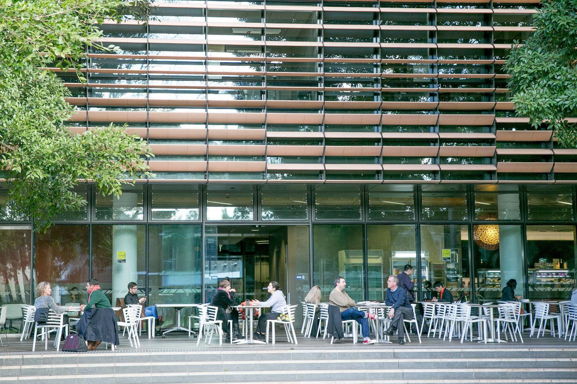 Racecourse Space Pop Up Randwick Buitenkant foto
