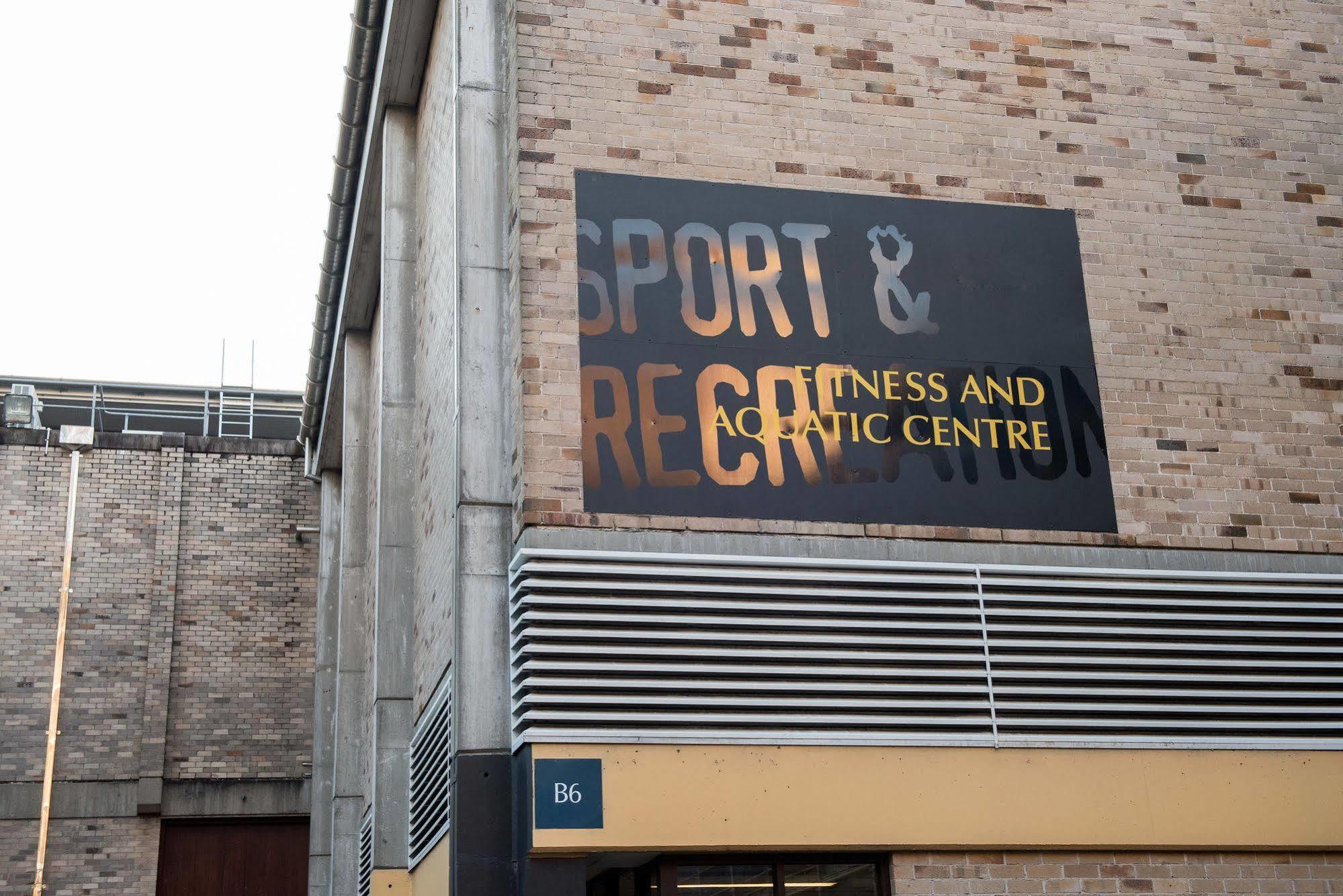 Racecourse Space Pop Up Randwick Buitenkant foto