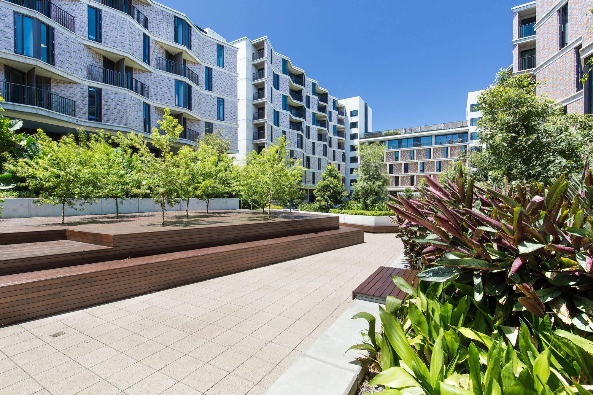 Racecourse Space Pop Up Randwick Buitenkant foto